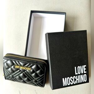 Love Moschino zip around wallet